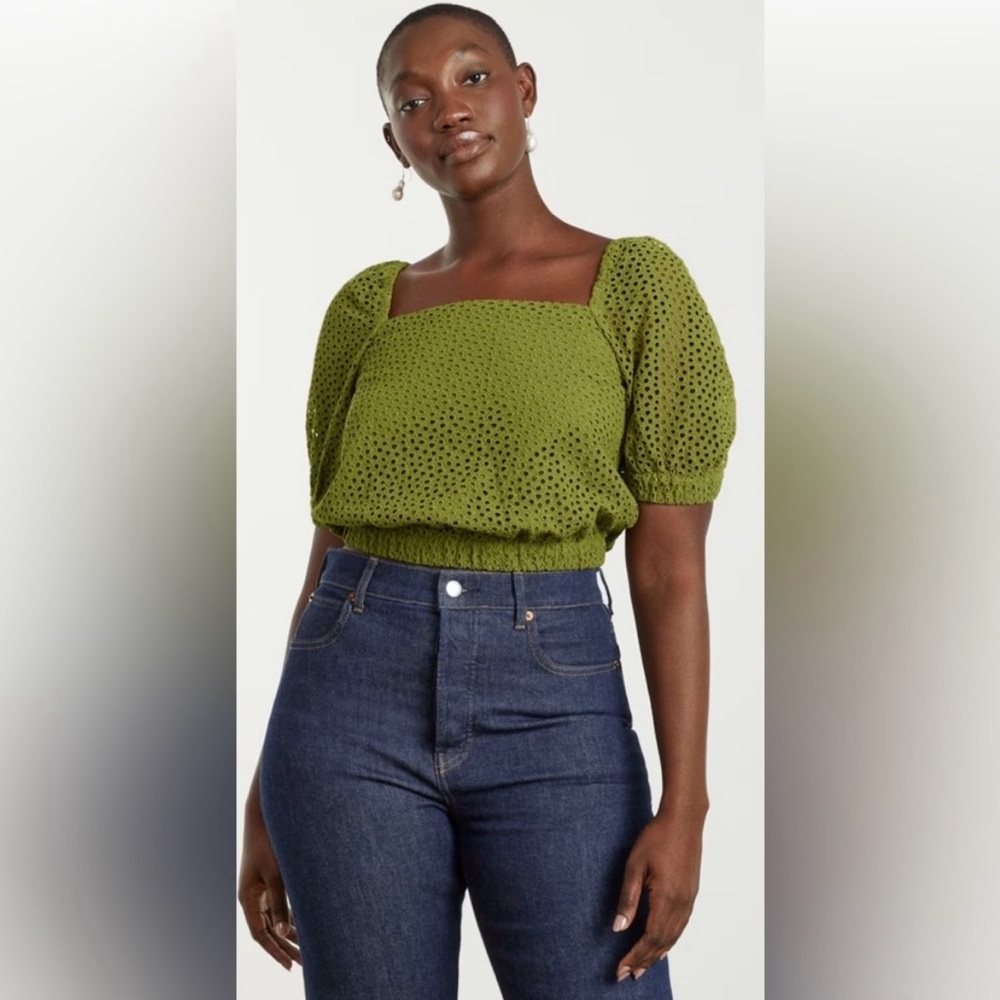 Everlane green eyelet top size M